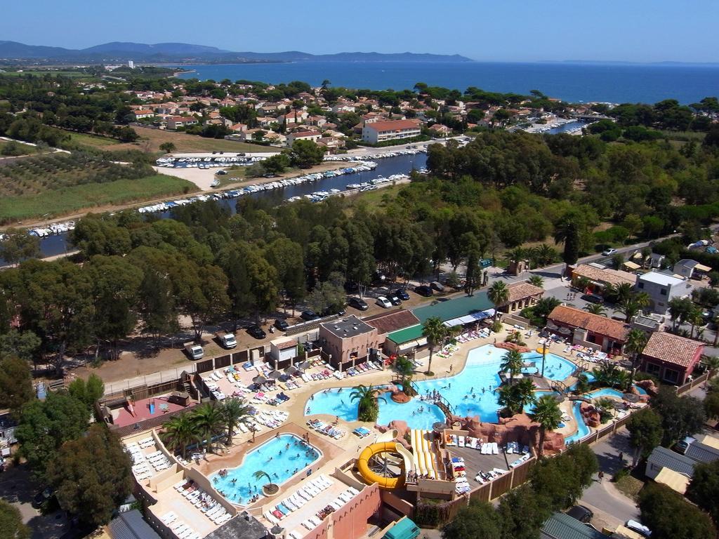 Camping Les Palmiers Hyeres Exterior photo